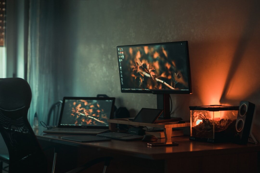 Video editing workstation with waveform monitors